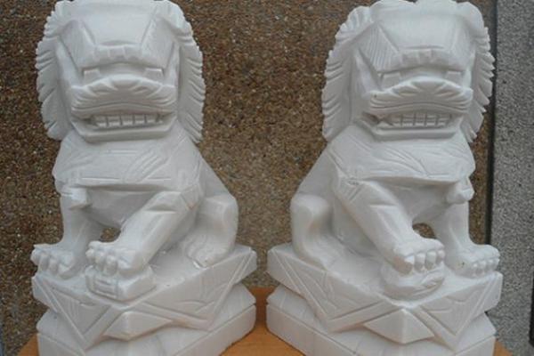风水中狮子_用什么能压制石狮子