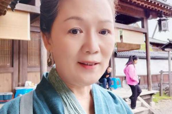 姓佘的名人-姓名学-华易算命网姓名