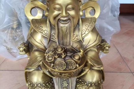 唐艺尹老师：文财神星君有何法力？什么人适合供奉文财神？选请文财神也要看神相是吉祥！
