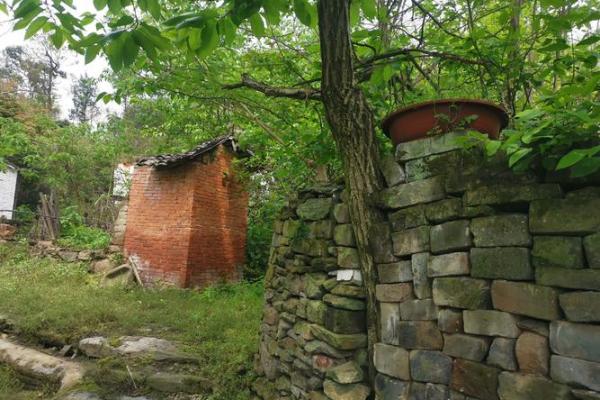 房子建在老路上风水好吗