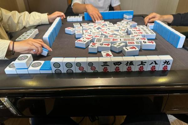 2024年10月3日打麻将最佳方位,今日赢钱选哪方
