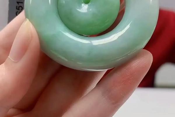 佛珠上带观音和佛珠