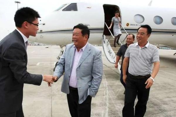 曹德旺八字,曹德旺生辰八字详解