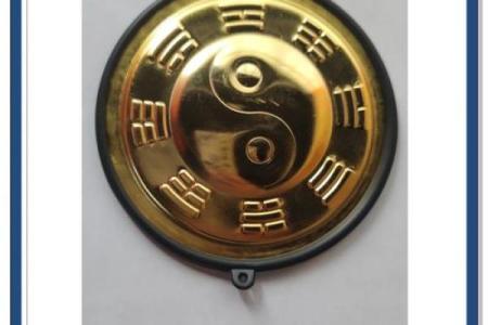 风水家里挂八卦镜好不好会害人吗？